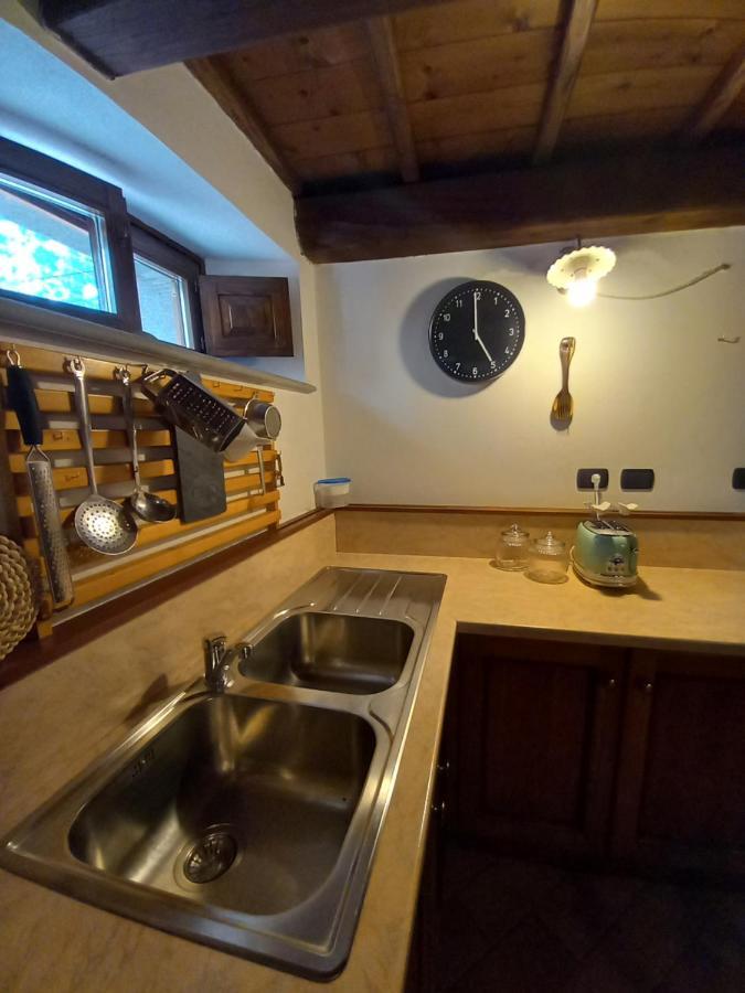 Casina La Quercia Lägenhet Santa Sofia Exteriör bild