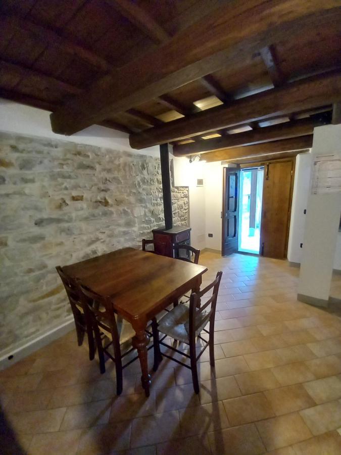Casina La Quercia Lägenhet Santa Sofia Exteriör bild