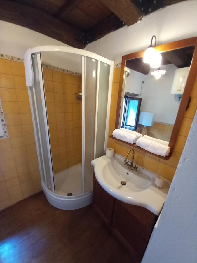 Casina La Quercia Lägenhet Santa Sofia Exteriör bild
